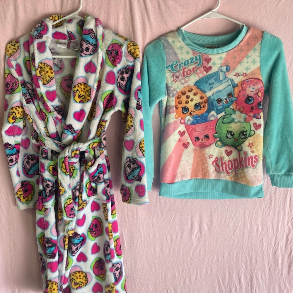 Shopkins Fleece Robe and Sweater